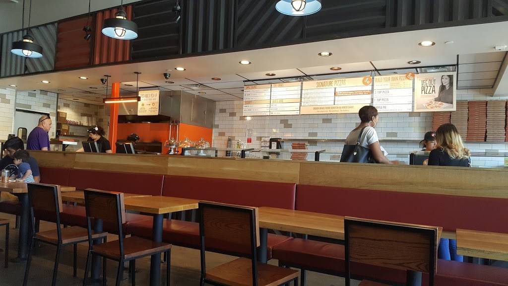 Blaze Pizza | meal takeaway | 7952 Van Nuys Blvd, Panorama City, CA 91402, USA | 8189624847 OR +1 818-962-4847