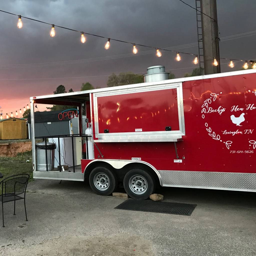 Beckys Hen House | restaurant | 580 W Church St, Lexington, TN 38351, USA | 7316149826 OR +1 731-614-9826