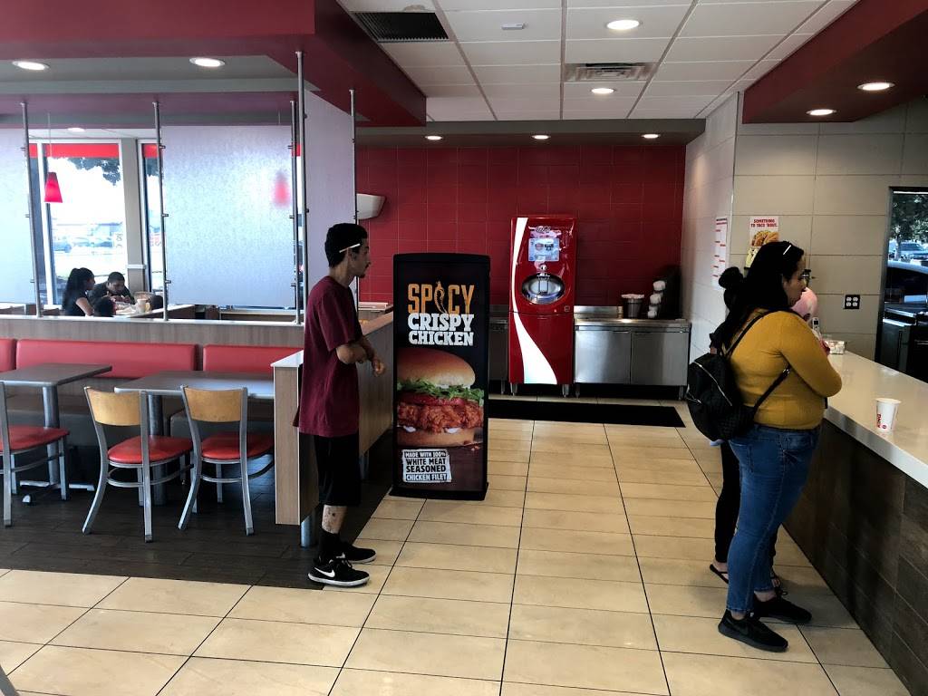 Burger King | restaurant | 3101 S Mooney Blvd, Visalia, CA 93277, USA | 5597130897 OR +1 559-713-0897