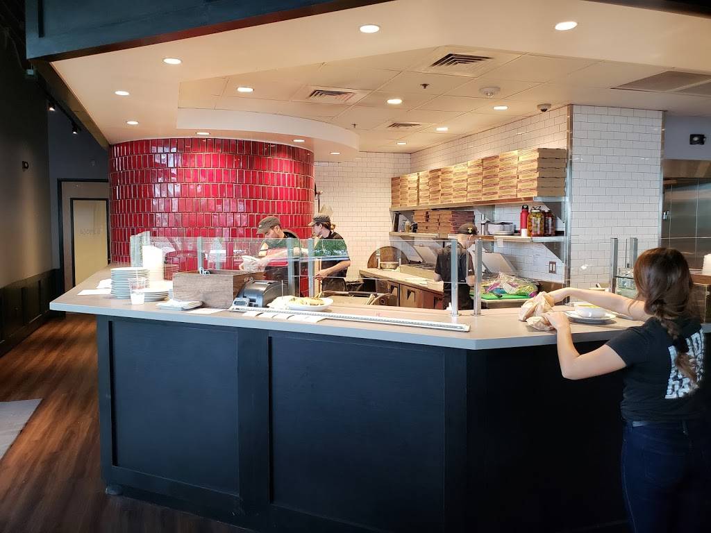 Sauce Pizza & Wine | restaurant | 75 East Rivulon Boulevard, Gilbert, AZ 85297, USA | 4805504000 OR +1 480-550-4000