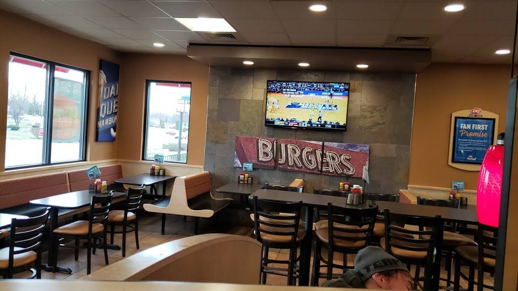 Dairy Queen Grill & Chill | restaurant | 1 Triangle Dr, Sellersburg, IN 47172, USA | 8122465221 OR +1 812-246-5221