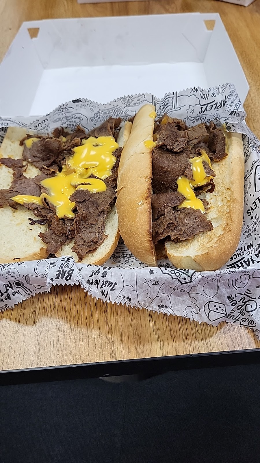 Charleys Cheesesteaks and Wings | restaurant | 10355 Trinity Pkwy, Stockton, CA 95219, USA | 2092259878 OR +1 209-225-9878