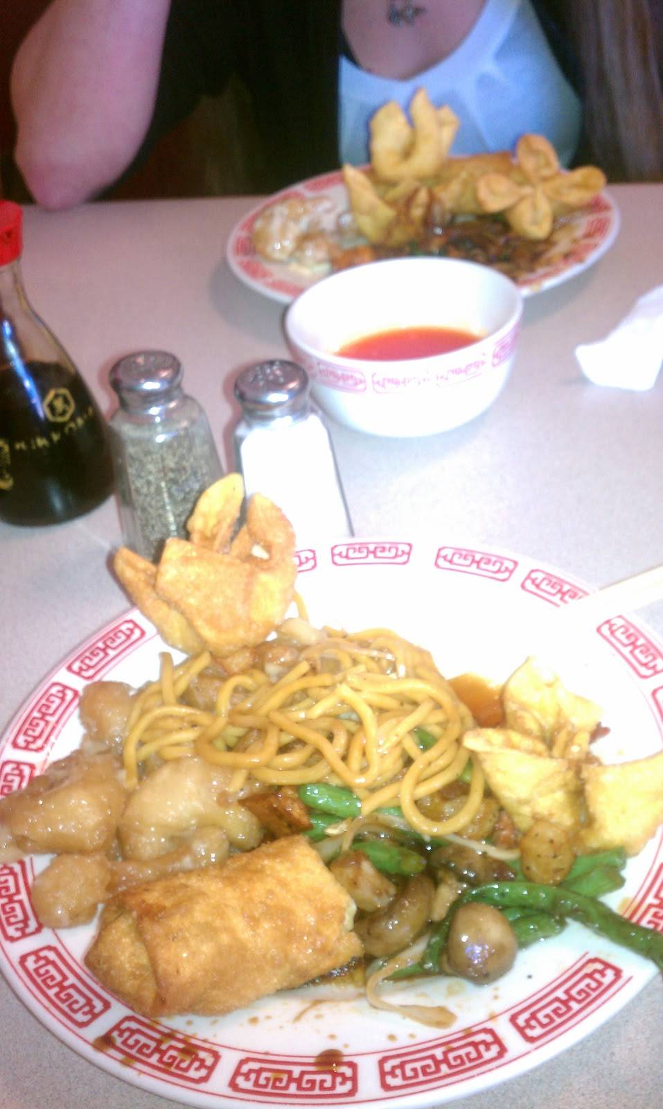 Sunflower | restaurant | 868 S Main St, Cleveland, GA 30528, USA | 7063488998 OR +1 706-348-8998