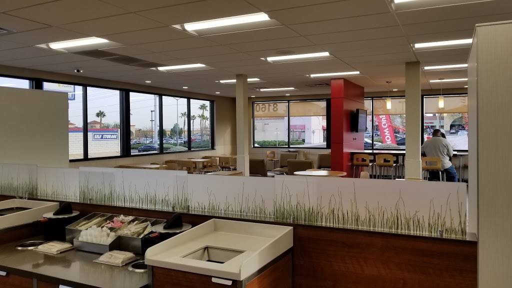 Wendys | restaurant | 8160 W Sahara Ave Rd, Las Vegas, NV 89117, USA | 7022547717 OR +1 702-254-7717