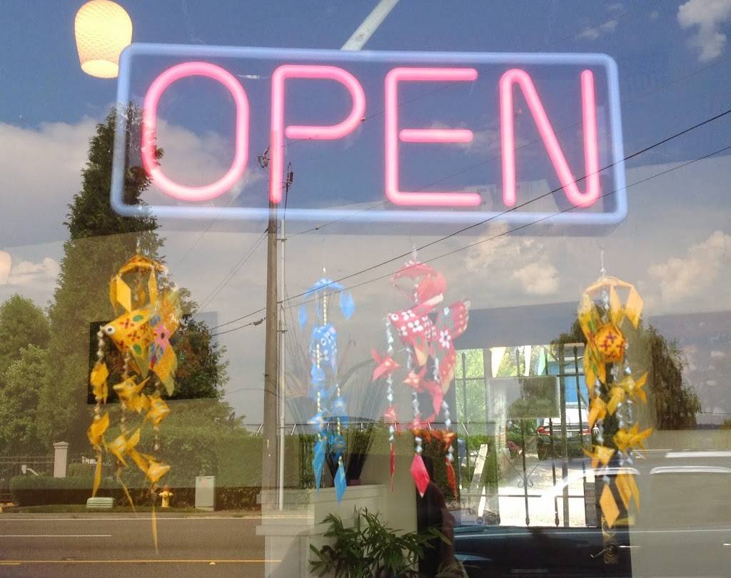 Lake Thai Cuisine | restaurant | 11425 Rainier Ave S, Seattle, WA 98178, USA | 2064201180 OR +1 206-420-1180