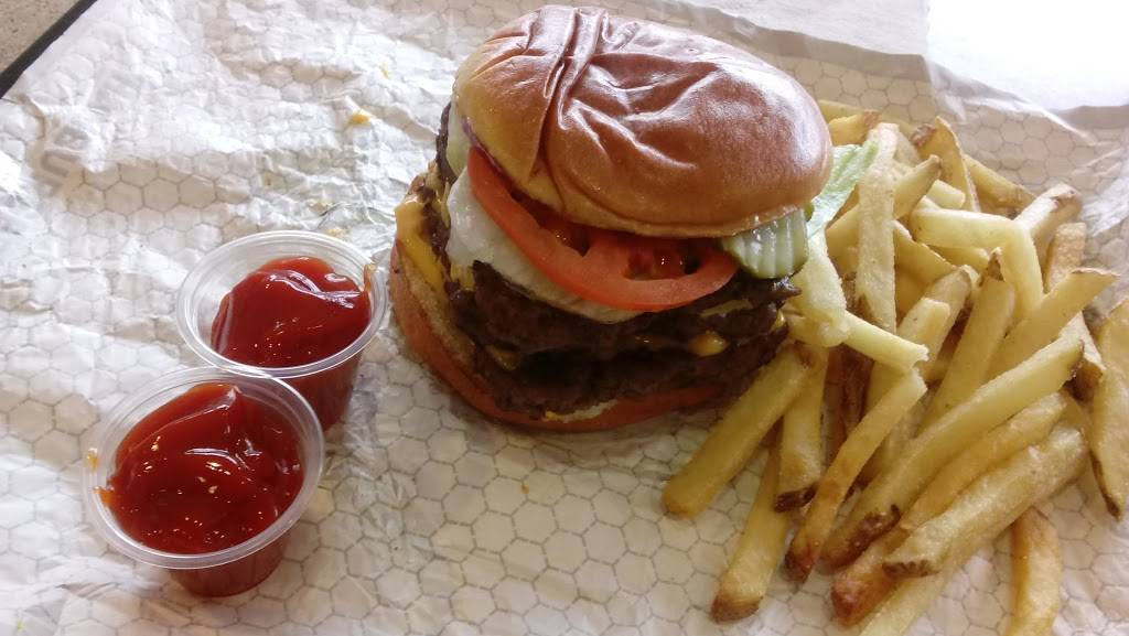 Wendys | restaurant | 1829 Mangum Rd, Houston, TX 77092, USA | 8325093855 OR +1 832-509-3855