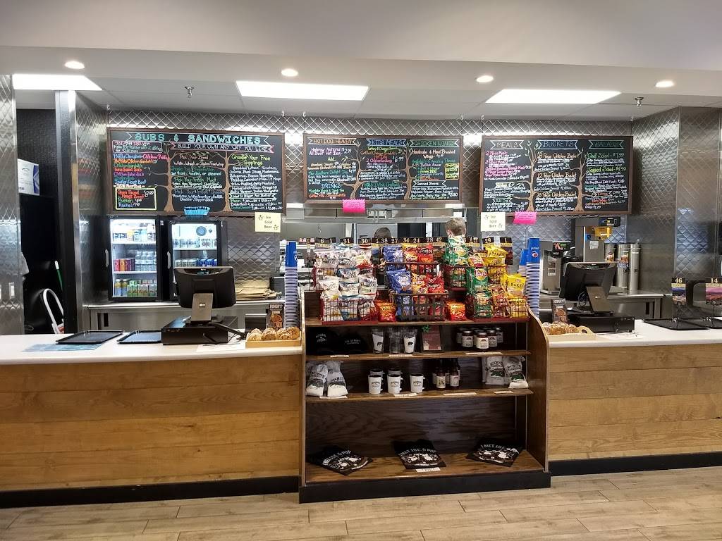 J.O.E. and POPs Sub Shoppe | restaurant | 1244 East Pkwy, Gatlinburg, TN 37738, USA | 8654121333 OR +1 865-412-1333