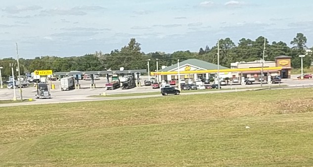 Shell | restaurant | 17225 Crosby Fwy, Houston, TX 77049, USA | 2814567600 OR +1 281-456-7600