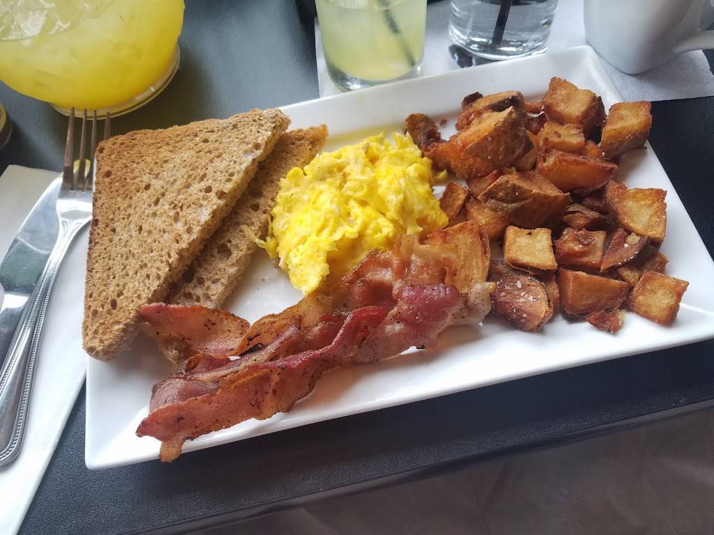 The Franklin Inn | restaurant | 800 N, Cleveland St, Richmond, VA 23221, USA | 8047169493 OR +1 804-716-9493