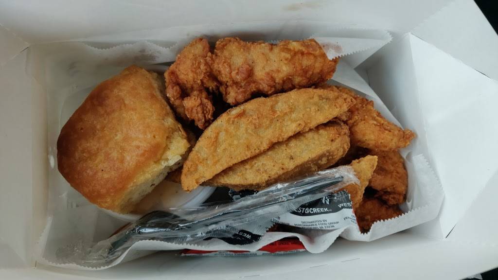 Chester chicken | restaurant | 1001 W County Line Rd, Jackson, MS 39213, USA | 6019577866 OR +1 601-957-7866