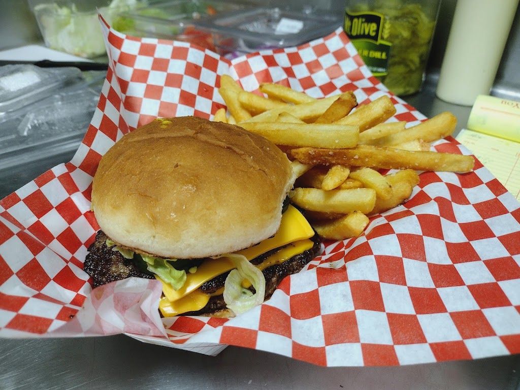 The Burger And Taco Hut | restaurant | 3206 Avenue R, Rosenberg, TX 77471, USA | 3467556106 OR +1 346-755-6106