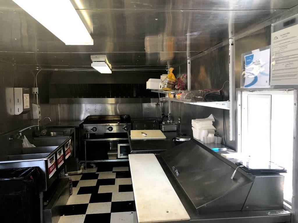 Taqueria El Mezquite | restaurant | 1324 E Euclid Ave, Des Moines, IA 50316, USA | 5157292445 OR +1 515-729-2445