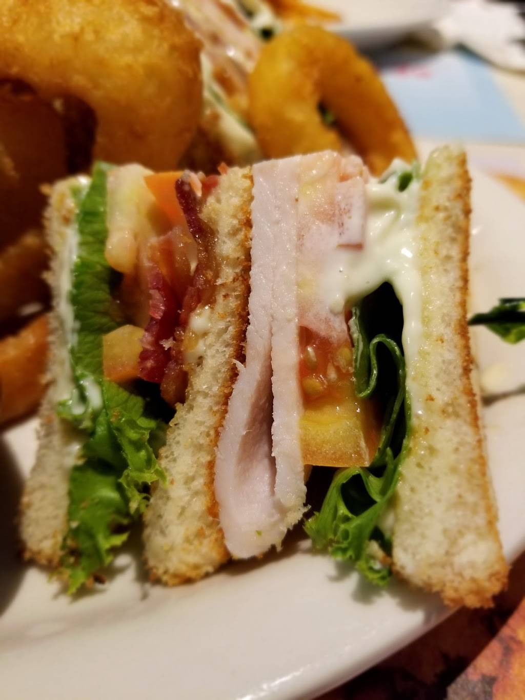 Newport Big Stop Restaurant | restaurant | 18 Moosehead Trail, Newport, ME 04953, USA | 2073685386 OR +1 207-368-5386