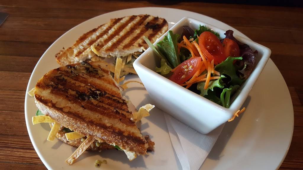 Bluebeard | restaurant | 653 Virginia Ave, Indianapolis, IN 46203, USA | 3176861580 OR +1 317-686-1580