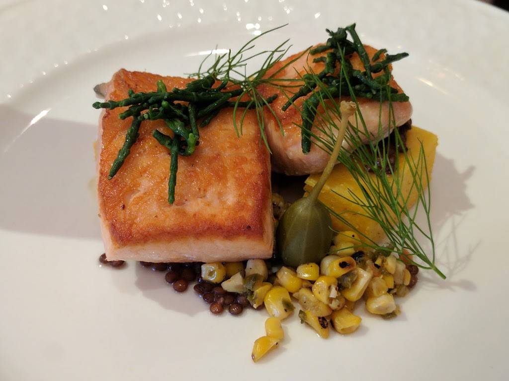 Auberge du Pommier | restaurant | 4150 Yonge St, North York, ON M2P 2C6, Canada | 4162222220 OR +1 416-222-2220