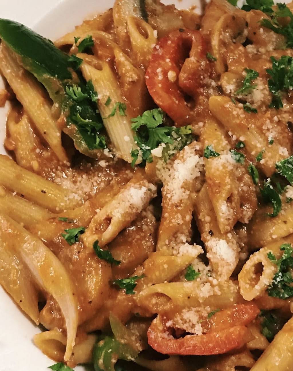 Napolis Restaurant Pizza & Pasta | restaurant | 81 Richmond Rd, Ottawa, ON K1Z 6V8, Canada | 6137281973 OR +1 613-728-1973