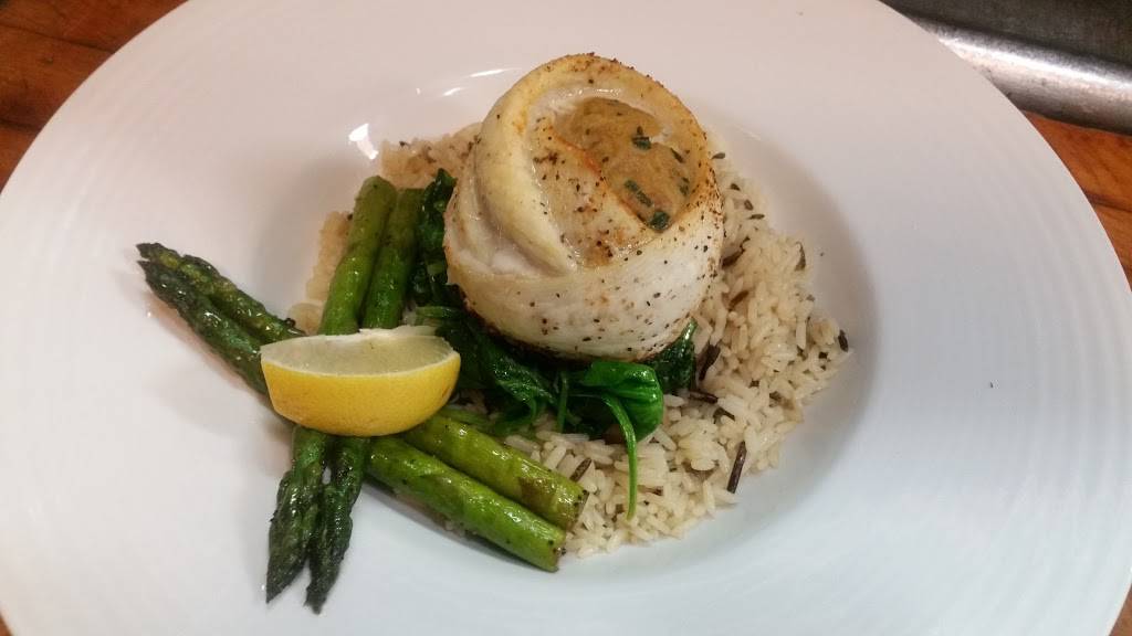 Oak Valley Vineyard Restaurant | restaurant | 27315 FM3009, San Antonio, TX 78266, USA | 8309808033 OR +1 830-980-8033