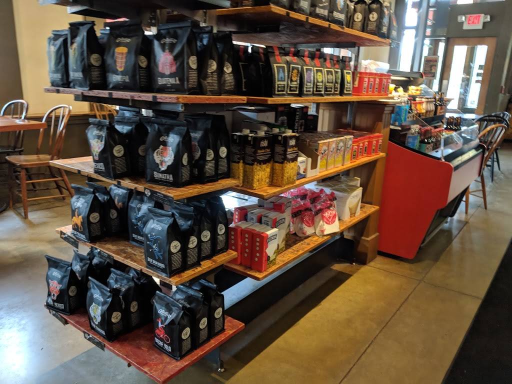 Colectivo Coffee - Shorewood | cafe | 4500 N Oakland Ave, Shorewood, WI 53211, USA | 4143128295 OR +1 414-312-8295
