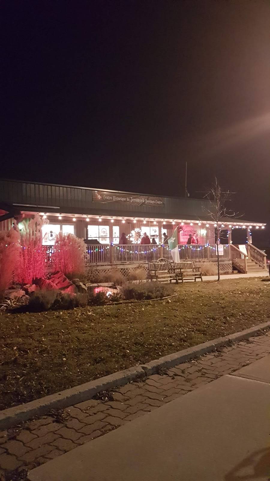 Naples Pizza | restaurant | 12360 Tecumseh Rd E, Windsor, ON N8N 1M4, Canada | 5199798600 OR +1 519-979-8600