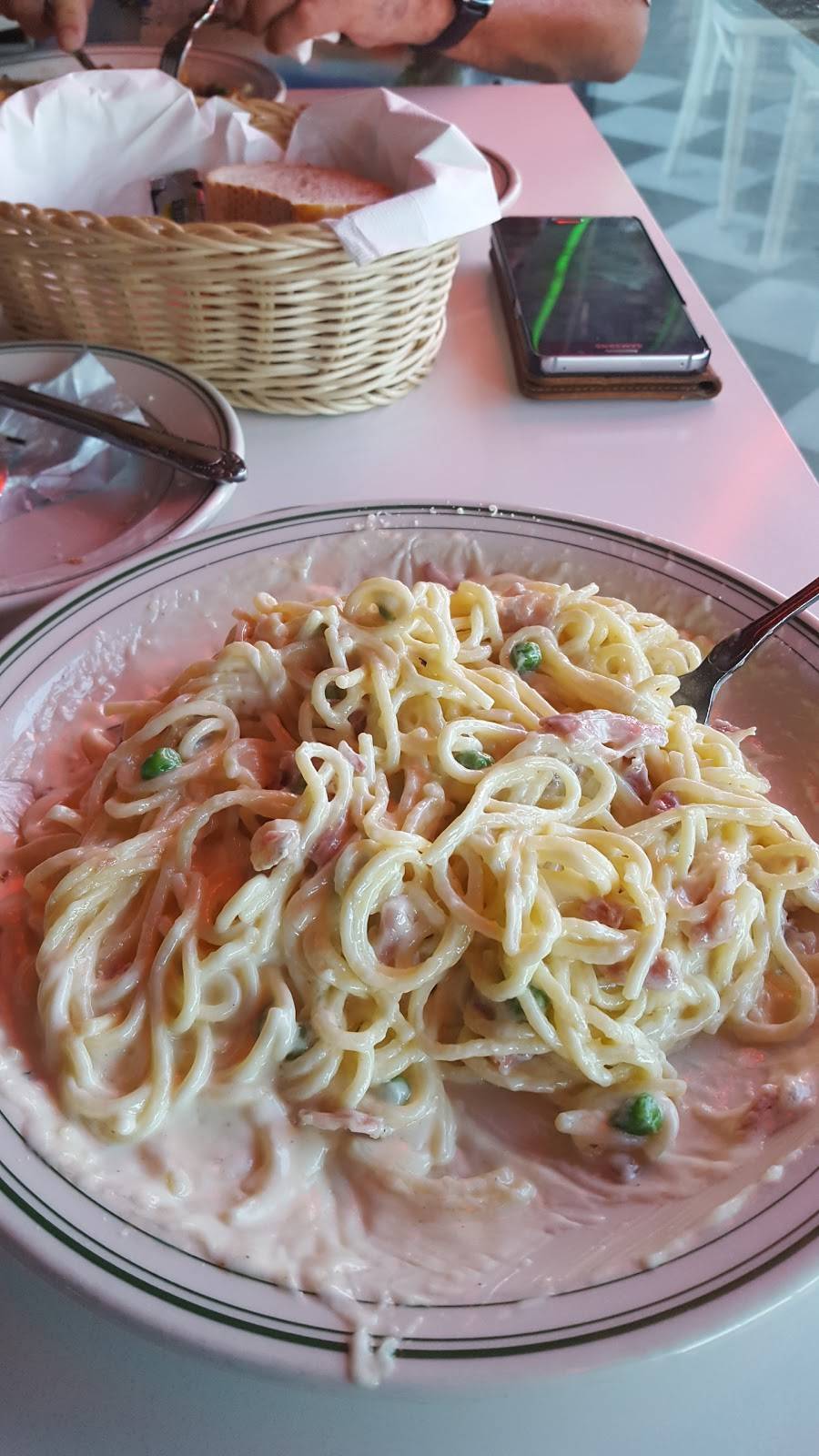 Giacomos Ristorante | restaurant | 2000 Lakeville Hwy, Petaluma, CA 94954, USA | 7077651700 OR +1 707-765-1700