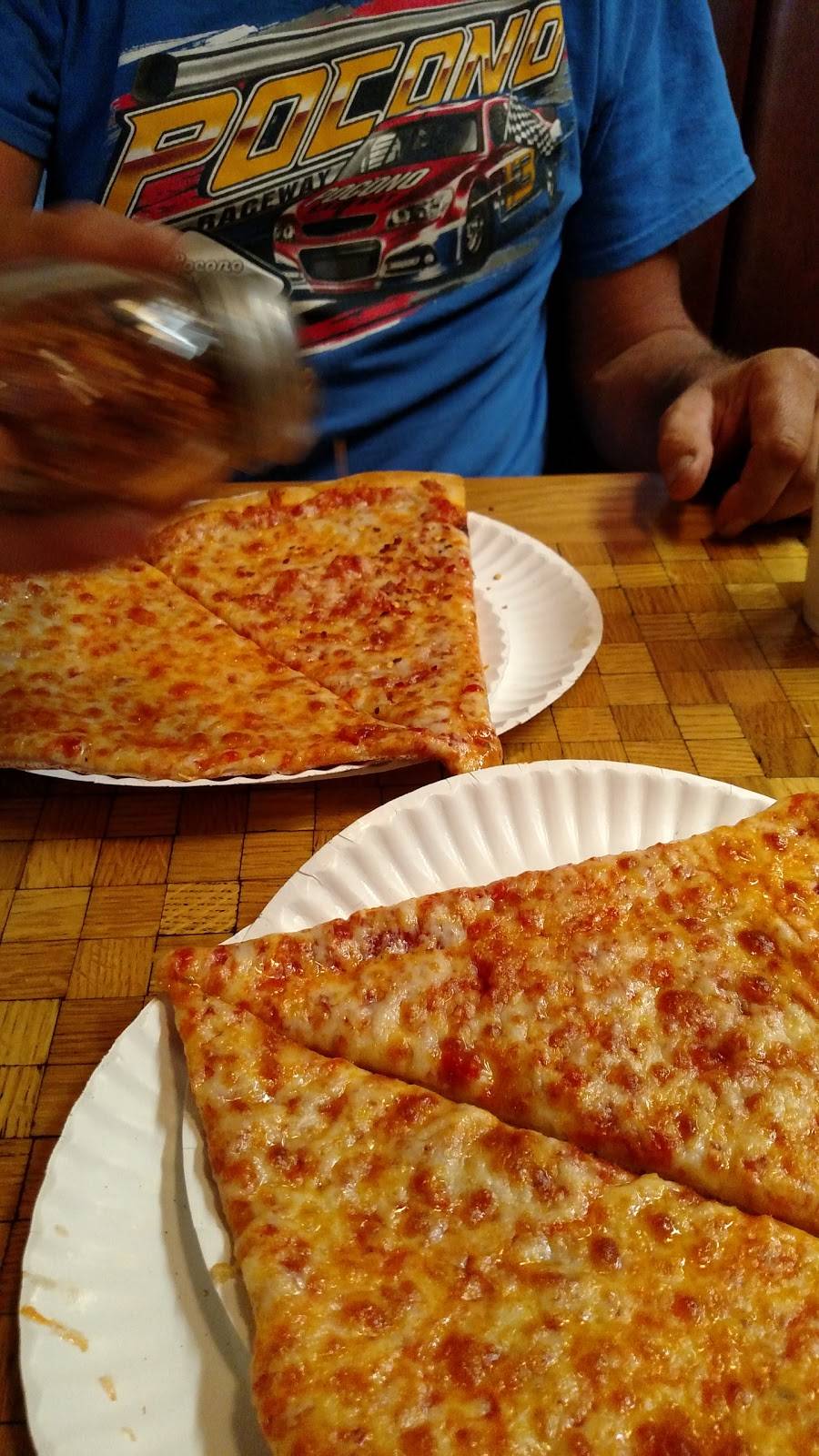 Italian Pizza Pub | restaurant | 807 W Walnut St, Johnson City, TN 37604, USA | 4239280808 OR +1 423-928-0808