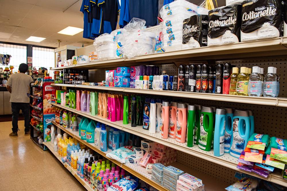 La Colonial Supermercado y Taqueria | restaurant | 1222 Jordan Ln NW, Huntsville, AL 35816, USA | 2565361445 OR +1 256-536-1445