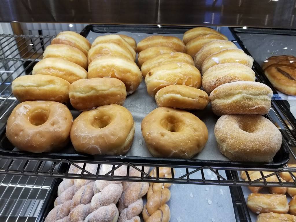 Dutch Valley Restaurant | bakery | 1343 Old Rte 39 NE, Sugarcreek, OH 44681, USA | 3308524627 OR +1 330-852-4627