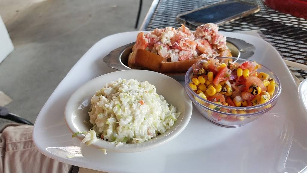 Joe Fish Casual Seafood | restaurant | 510 River Hwy, Mooresville, NC 28117, USA | 7046629880 OR +1 704-662-9880