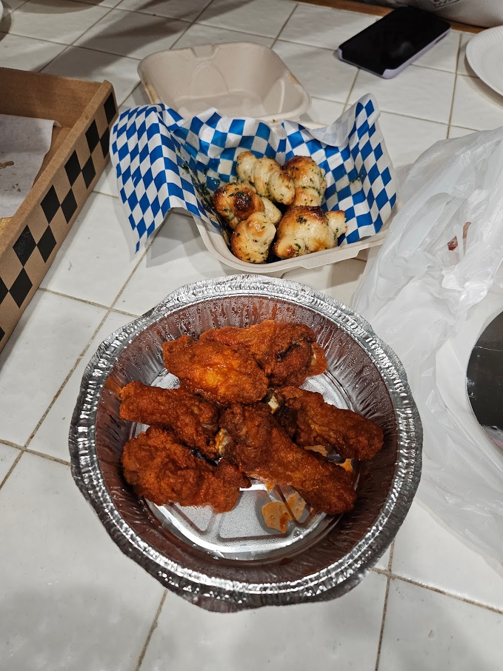 El Rincon Pizzeria And Wings | restaurant | 2026 N Riverside Ave Ste G, Rialto, CA 92377, USA | 9093415056 OR +1 909-341-5056