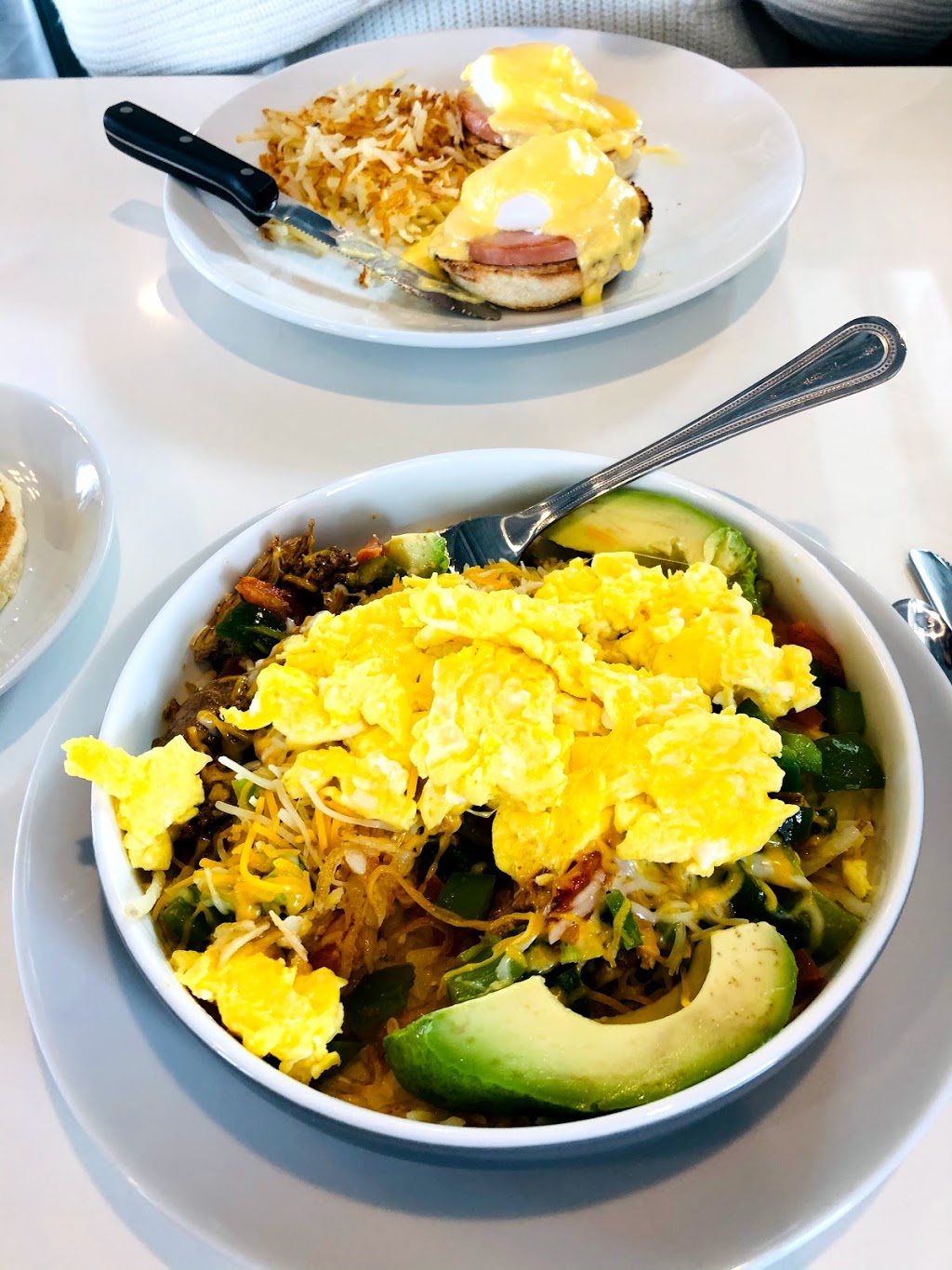 Leos Brunch House | restaurant | 4070 TX-121 STE 200, Carrollton, TX 75010, USA | 4692893738 OR +1 469-289-3738