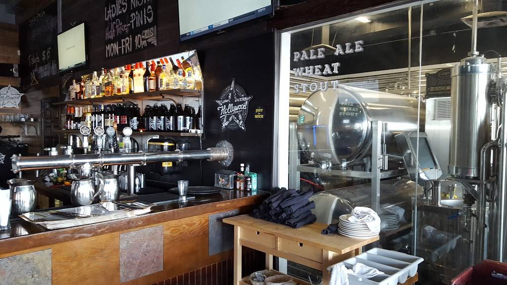 Hollywood Brewing Company | restaurant | 290 N Broadwalk, Hollywood, FL 33019, USA | 3054144757 OR +1 305-414-4757