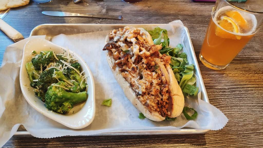 The Grotto Grill | restaurant | 5074 Hwy P, Wentzville, MO 63385, USA | 6363279656 OR +1 636-327-9656