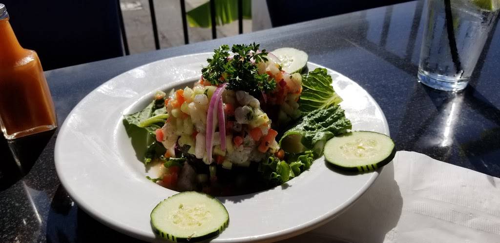 Karinas Mexican Seafood | restaurant | 1705 Highland Ave, National City, CA 91950, USA | 6194778877 OR +1 619-477-8877