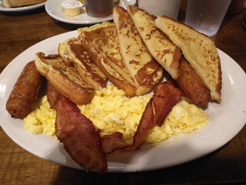 Nicks Family Restaurant | restaurant | 1716 London Line, Sarnia, ON N7T 7H2, Canada | 5194915619 OR +1 519-491-5619