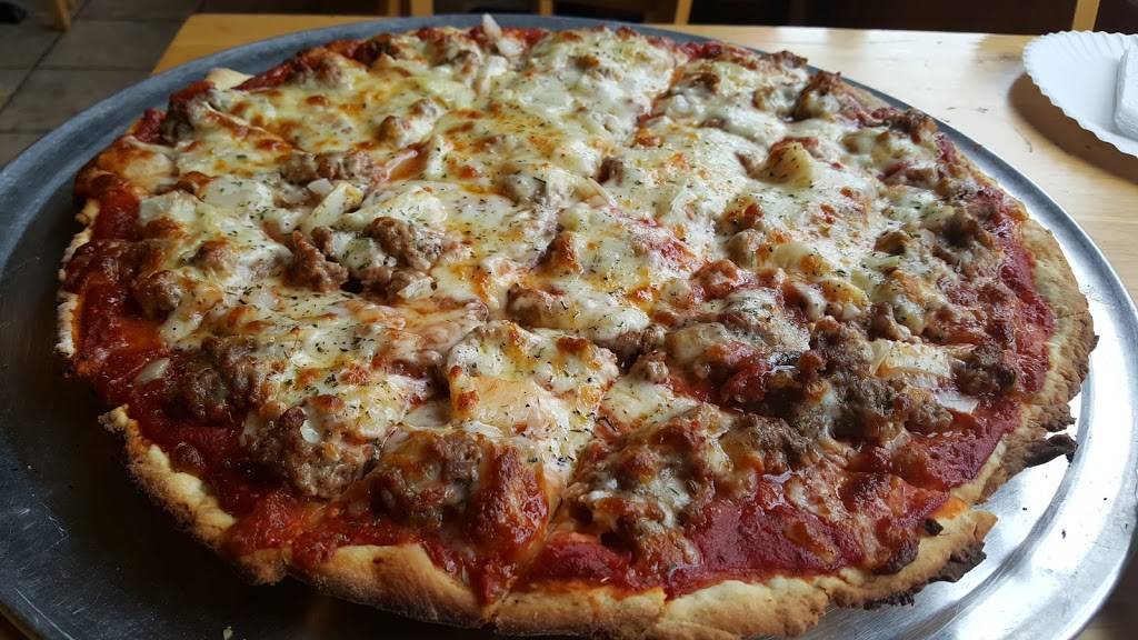 Phils Pizza | restaurant | 1102 W 35th St, Chicago, IL 60609, USA | 7735230947 OR +1 773-523-0947