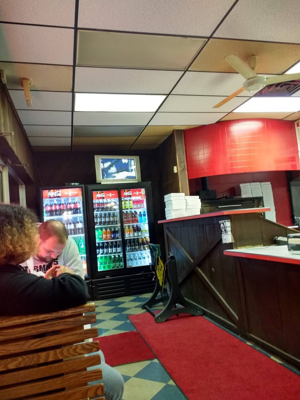 Pizza Makers | restaurant | 1820, 1826 Allen St, Springfield, MA 01118, USA | 4137836126 OR +1 413-783-6126