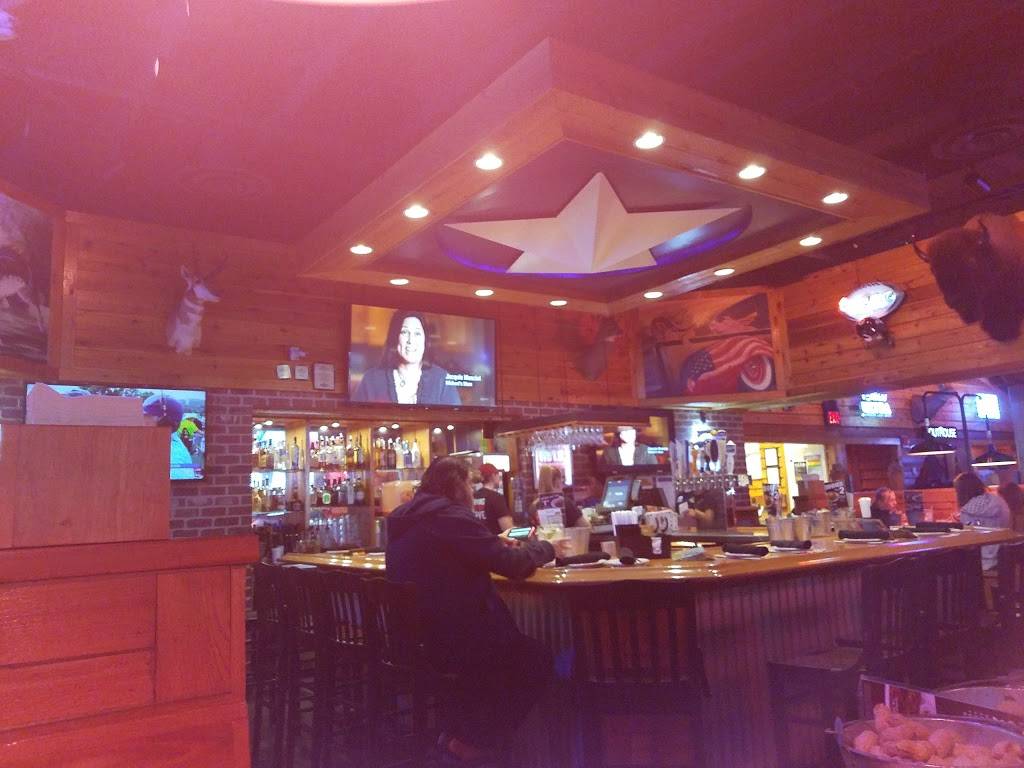 Texas Roadhouse | restaurant | 1565 N Susquehanna Trail, Selinsgrove, PA 17870, USA | 5708841134 OR +1 570-884-1134