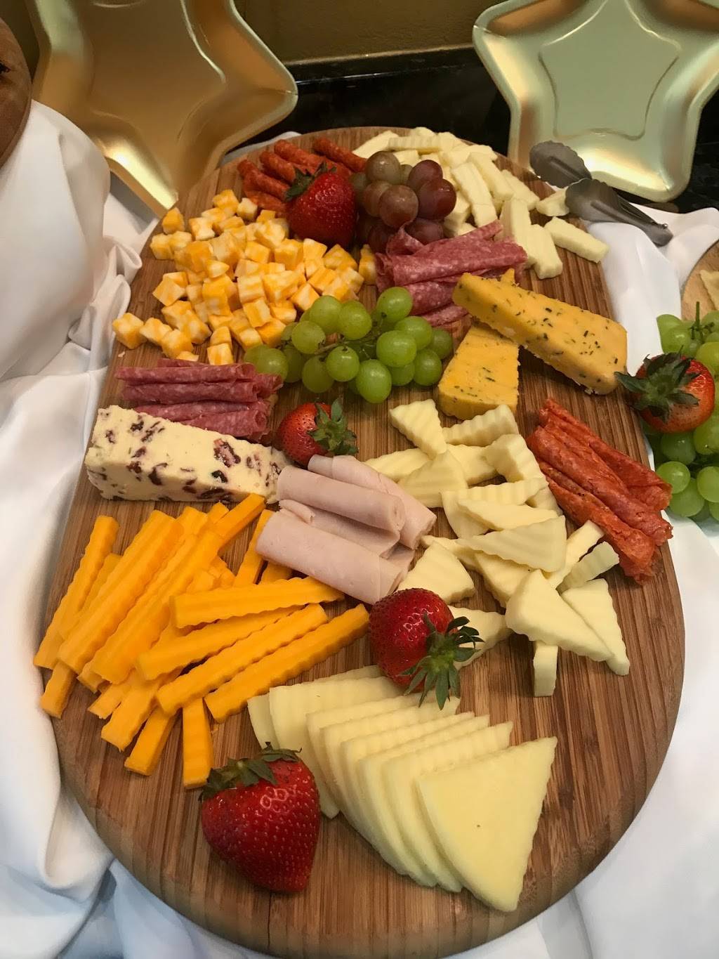 Dash of Salt n Pepper Catering | bakery | 10353 Cross Creek Blvd, Tampa, FL 33647, USA | 8134064907 OR +1 813-406-4907