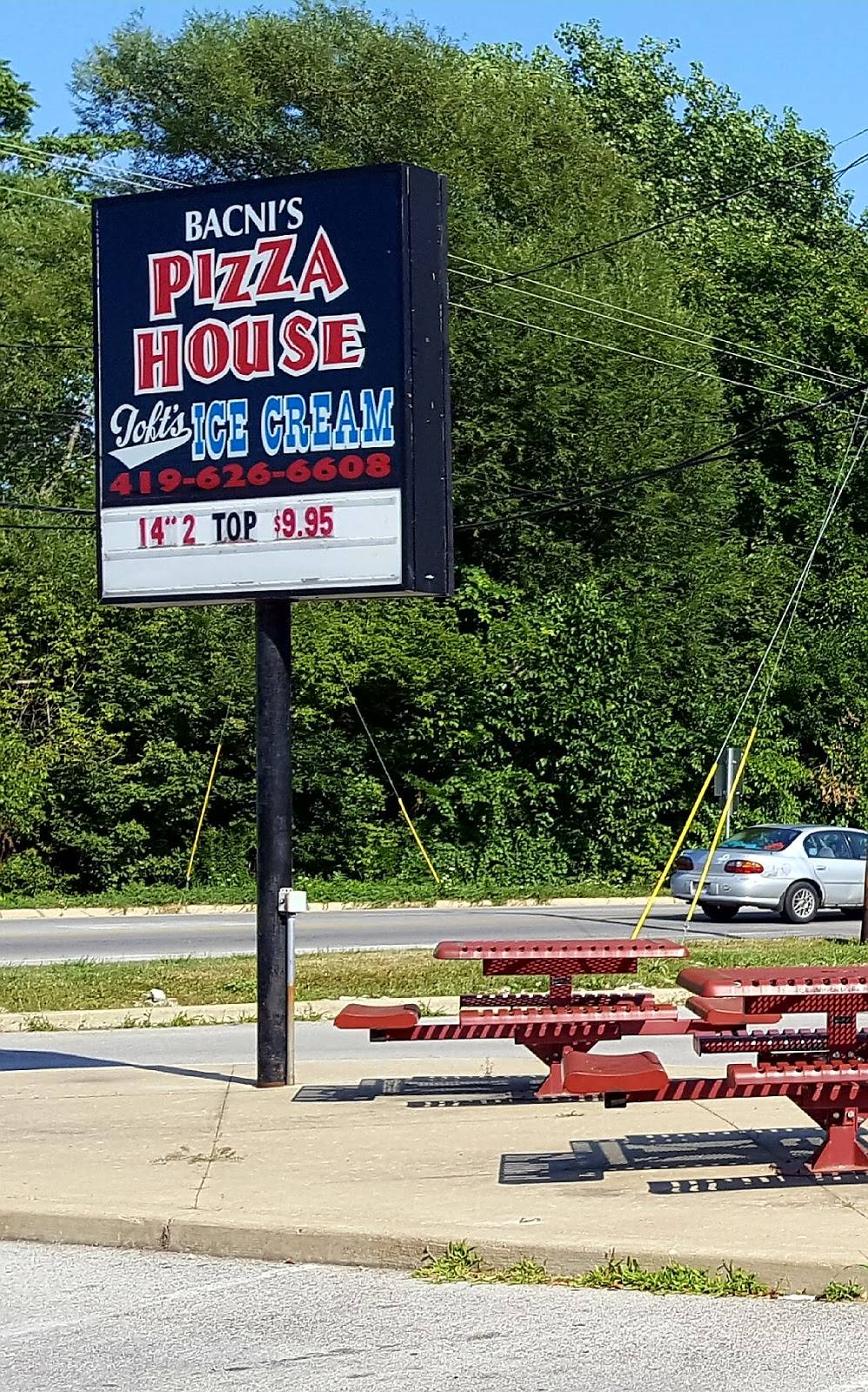 Bacnis Pizza House | restaurant | 3719 Columbus Ave, Sandusky, OH 44870, USA | 4196266608 OR +1 419-626-6608