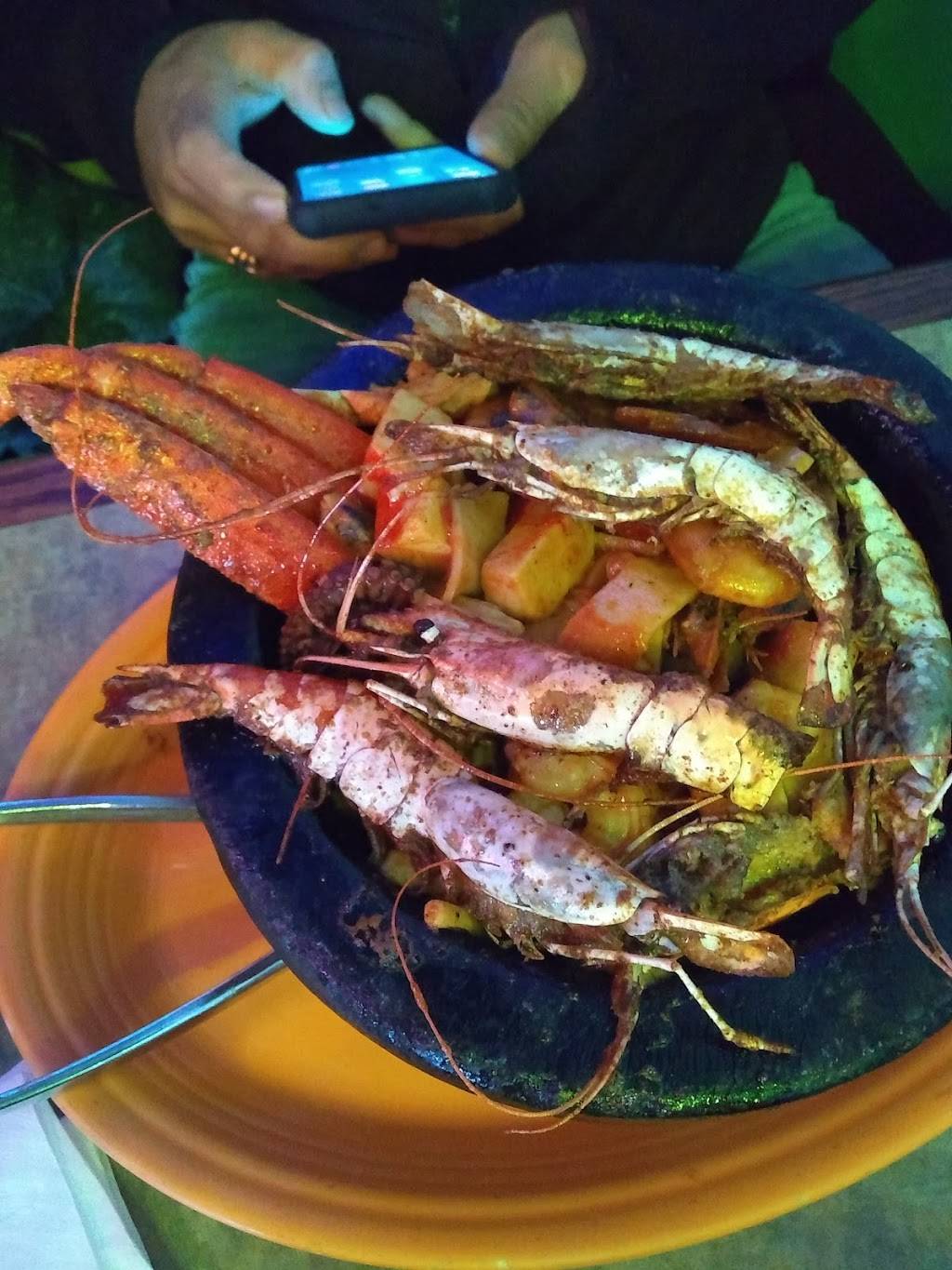 Camino Real mexican restaurant y mariscos | restaurant | 2518 Allen Blvd, Middleton, WI 53562, USA | 6088310528 OR +1 608-831-0528