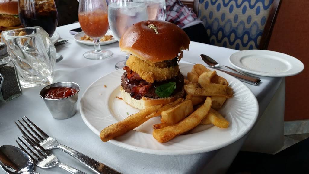 Riverwinds Restaurant | restaurant | 1075 Riverwinds Dr, West Deptford, NJ 08086, USA | 8565797900 OR +1 856-579-7900