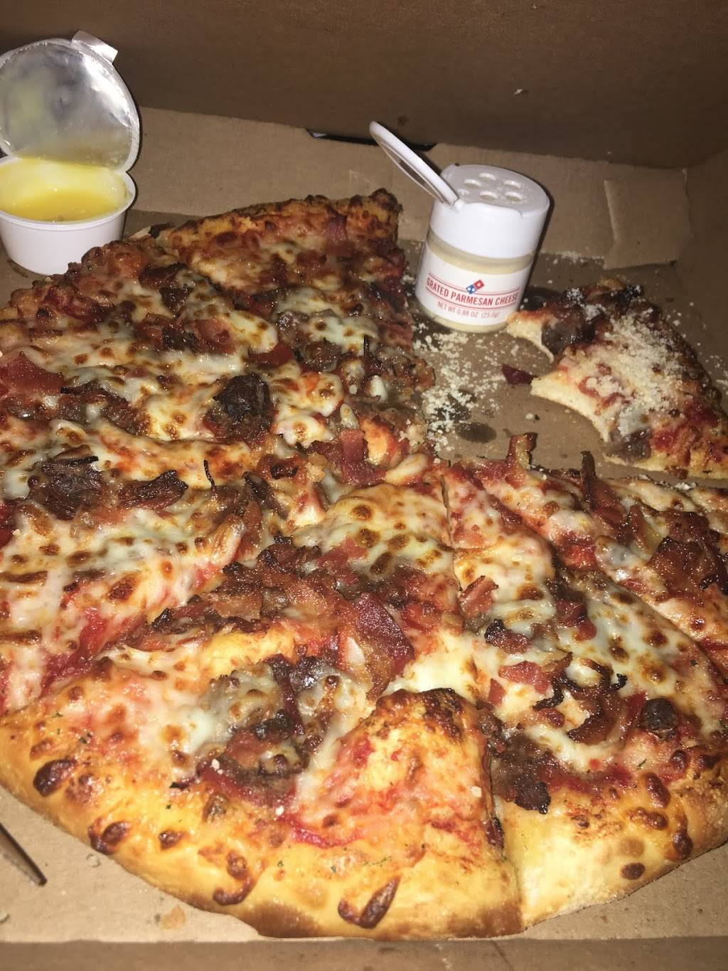 Dominos Pizza | meal delivery | 3077 Fort Henry Dr Ste 1, Kingsport, TN 37664, USA | 4232887777 OR +1 423-288-7777