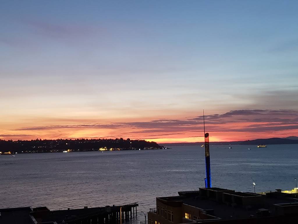 Cutters Crabhouse | restaurant | 2001 Western Ave, Seattle, WA 98121, USA | 2064484884 OR +1 206-448-4884