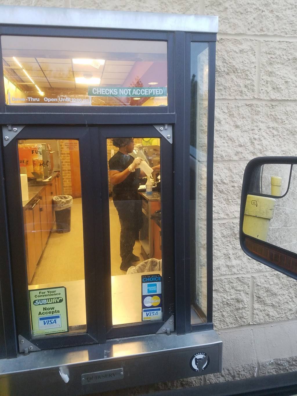 Subway | restaurant | 1501 Spring St, Greenwood, SC 29646, USA | 8642232962 OR +1 864-223-2962