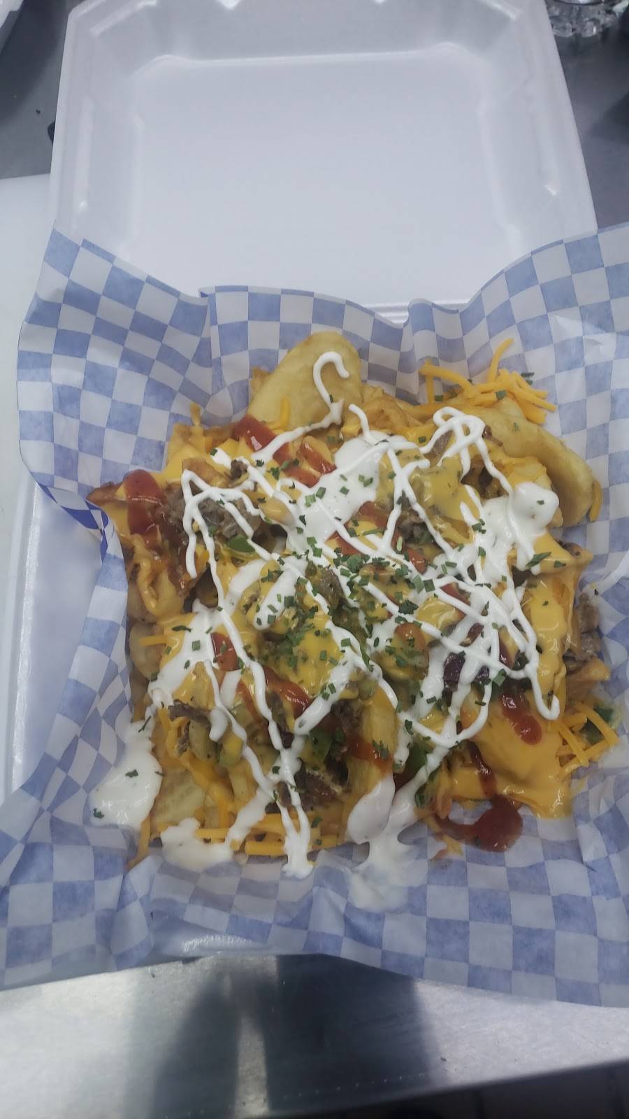 Bros Burgers and Wings/ OC Daiquiri | restaurant | 2207 E Ledbetter Dr, Dallas, TX 75216, USA | 9728072250 OR +1 972-807-2250