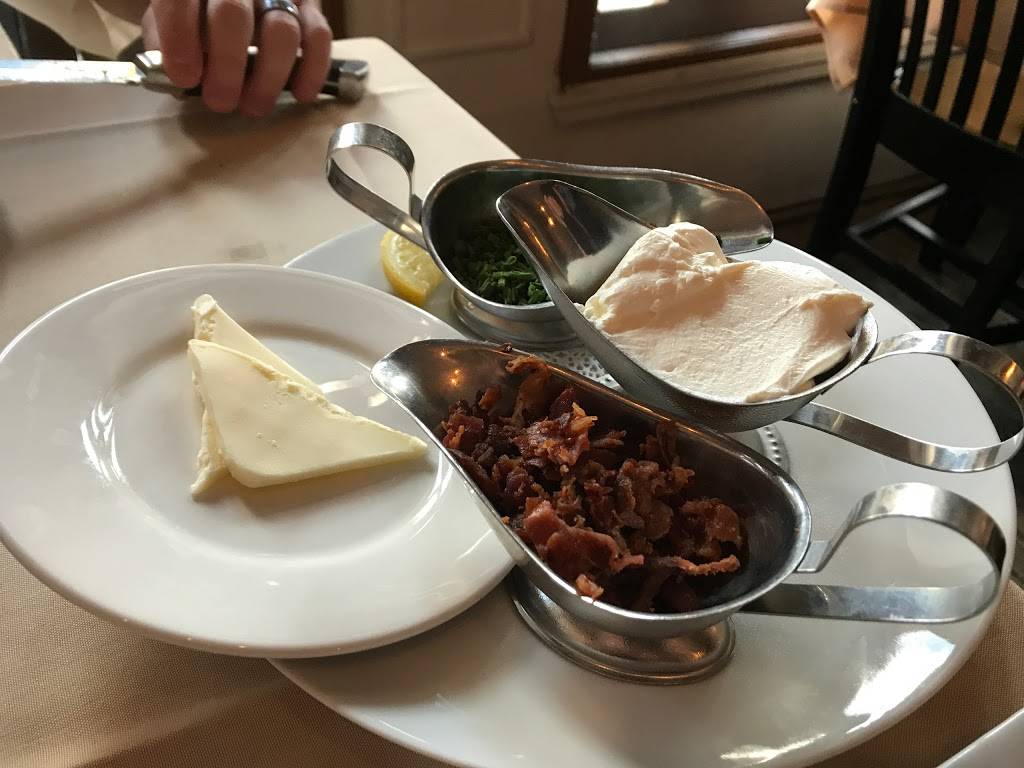 Pietros Prime | restaurant | 125 E Market St, West Chester, PA 19382, USA | 4847606100 OR +1 484-760-6100