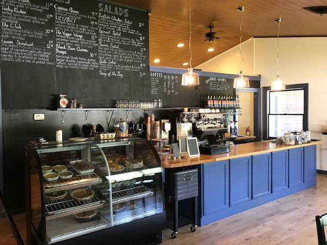 The Loose Cannon Cafe | restaurant | 139 Main St, Bennington, VT 05201, USA | 8024405296 OR +1 802-440-5296