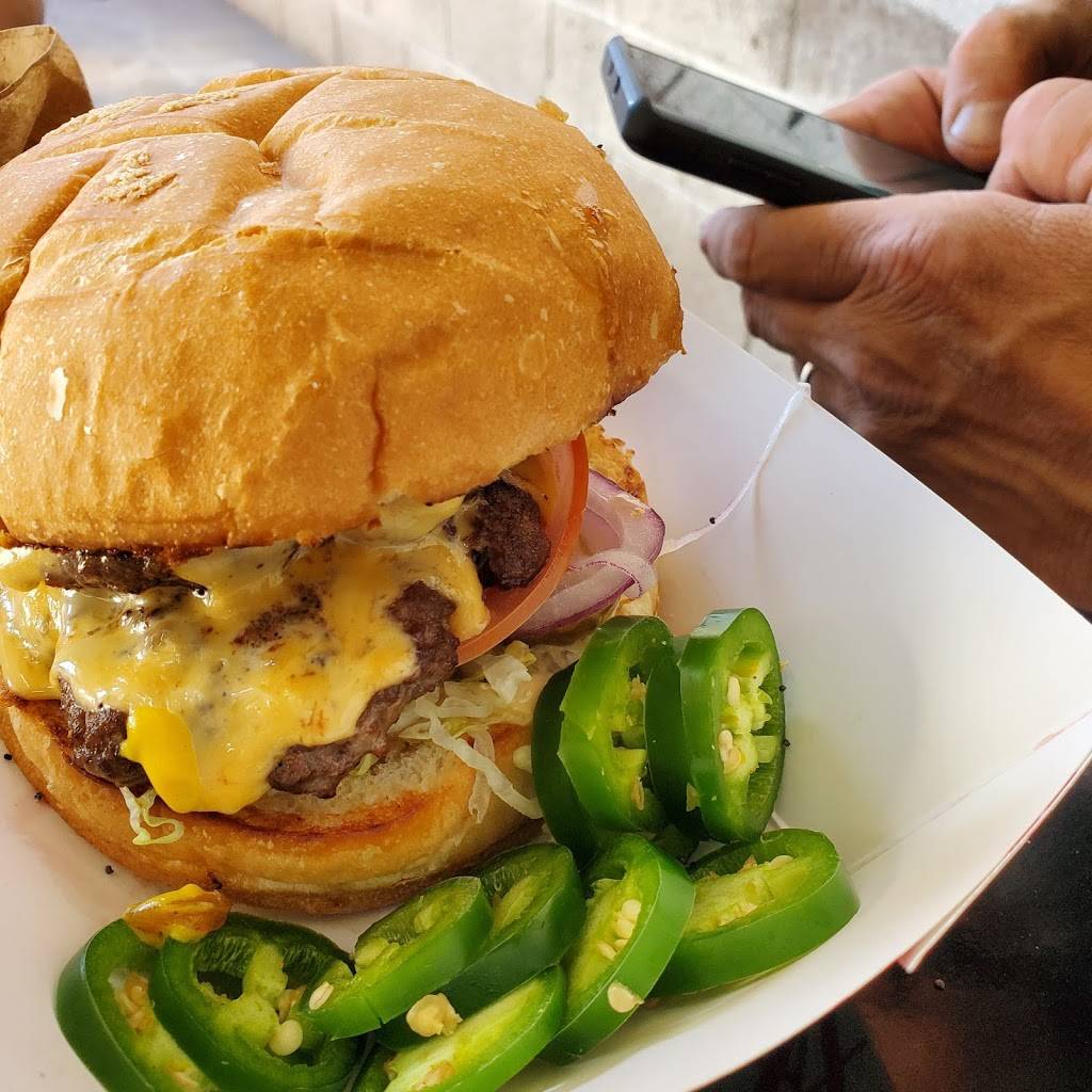 Sarks City Grill | restaurant | 1400 N 9th St Ste.50, Modesto, CA 95350, USA | 2096720904 OR +1 209-672-0904