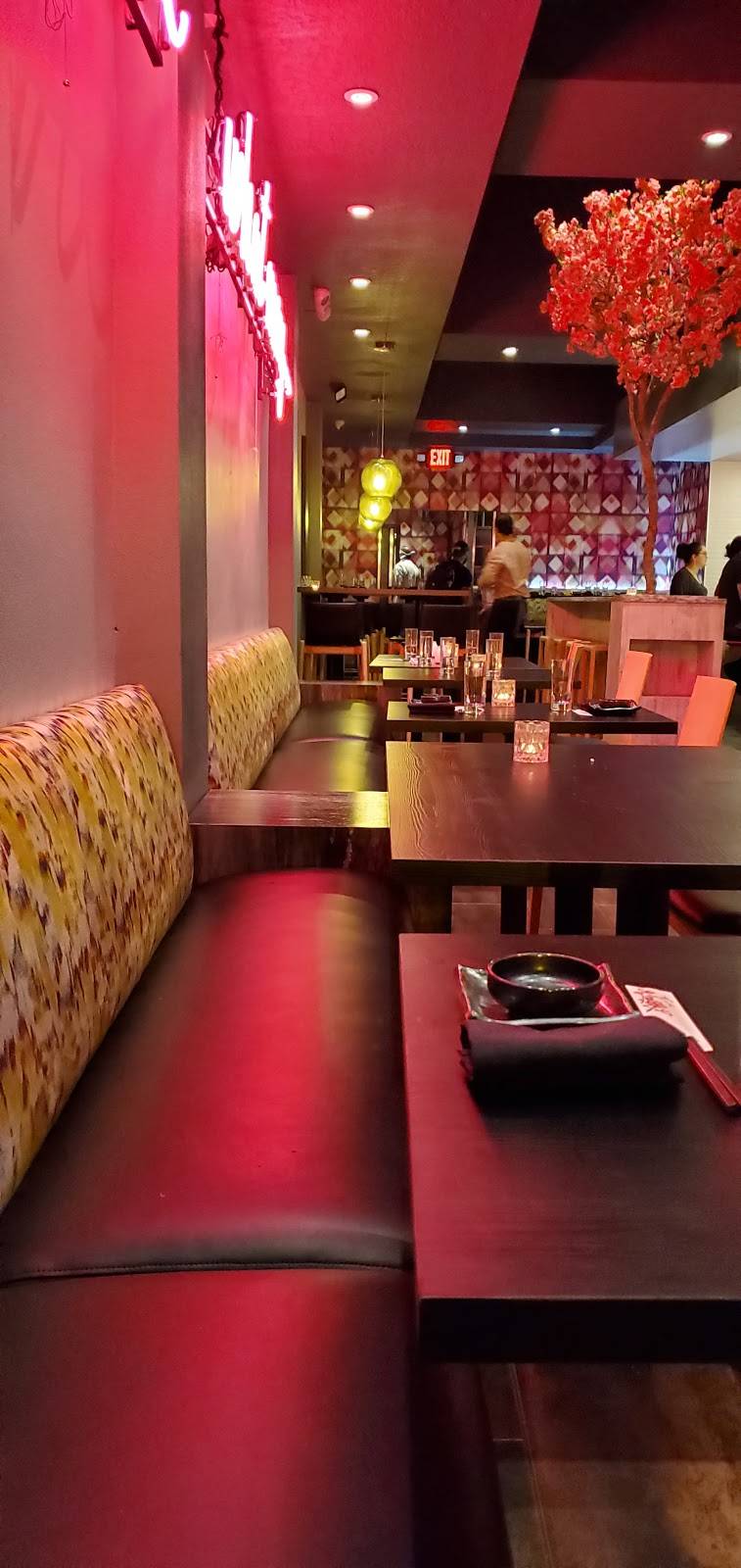 Sushi Pop | restaurant | 119 E Lyman Ave, Winter Park, FL 32789, USA | 3212032282 OR +1 321-203-2282