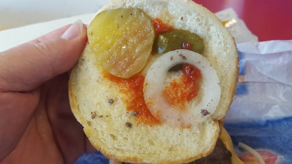 Carls Jr. | restaurant | 5105 W Thunderbird Rd, Glendale, AZ 85306, USA | 6029785020 OR +1 602-978-5020